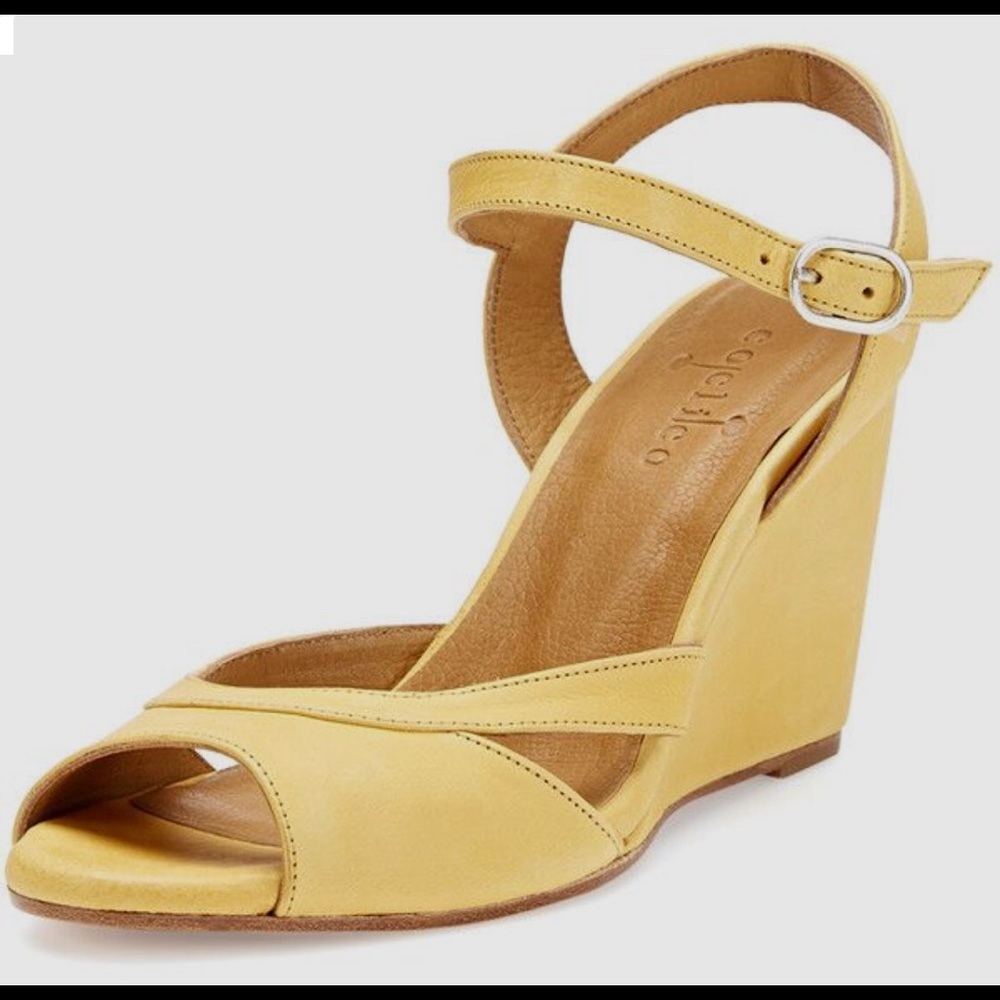 NWT Yellow Coclico Joaquina Wedge Sandals